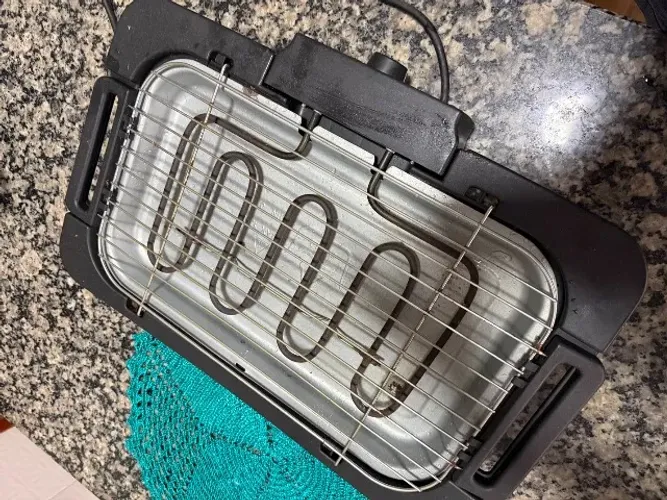 Vendo churrasqueira elétrica
