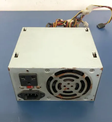 Fonte Lc-b450e Atx P4 para Pc Computador Antigo