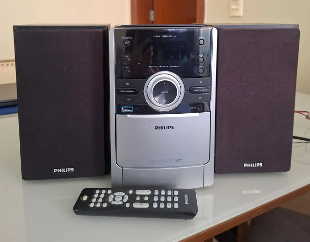 Vendo Micro System Philips MCM166 em ótimo estado de conservação 
