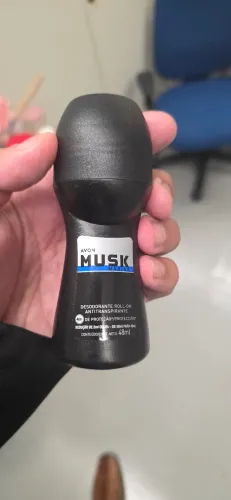 Desodorante roll-on antitranspirante. Tenho 18 unidades. Valor cada um RS 10.