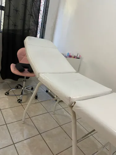 Vende-se Maca, poltrona e cadeira de escritório c/rodinhas