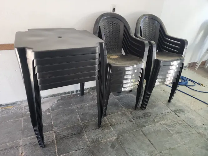 mesas com 4 cadeiras por r$ 250,00 PROMOÇÃO