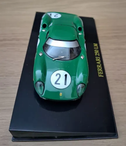 Miniatura Ferrari 250 LM 1:43