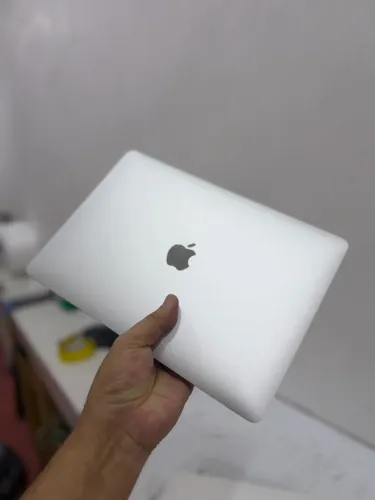 MacBook M1