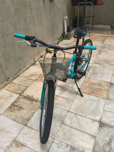 Bicicleta B-twin aro 24