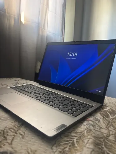Notebook Lenovo