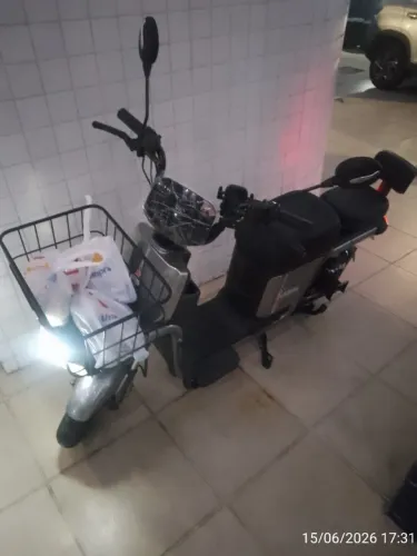 Moto-Chefe autopropelido RET com 273 km apenas. Valor dela na loja 11.000.