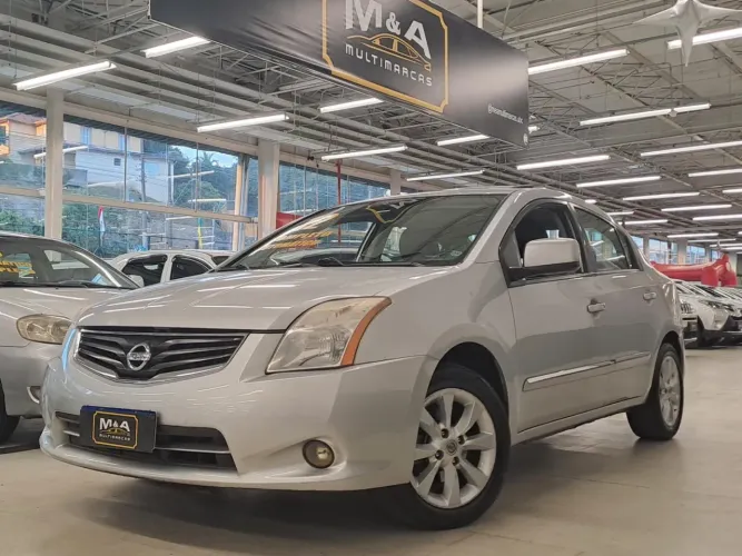 Nissan Sentra SL 2.0 Flexstart 16V Aut. 2012