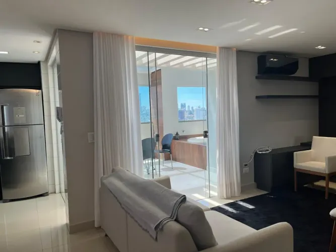 Apartamento Duplex, 115 m2, 2 suítes, mobiliado e decorado (conforme as fotos), com jacuz