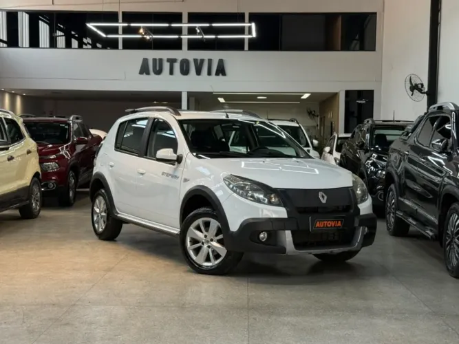 Renault Sandero Stepway Flex 1.6 16V 5P 2014