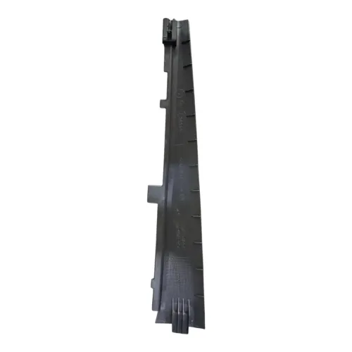 Moldura Lateral Coluna Esquerda Jetta 2.0 Tsi 2011 A 2014