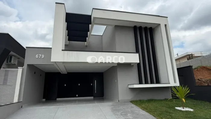RESERVA DO VALE | Casa de Condomínio à Venda com 3 quartos, 4 vagas e 133m²