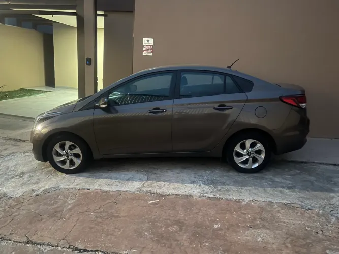 Hyundai HB20S C.plus/c.style 1.6 Flex 16V Mec.4p 2016