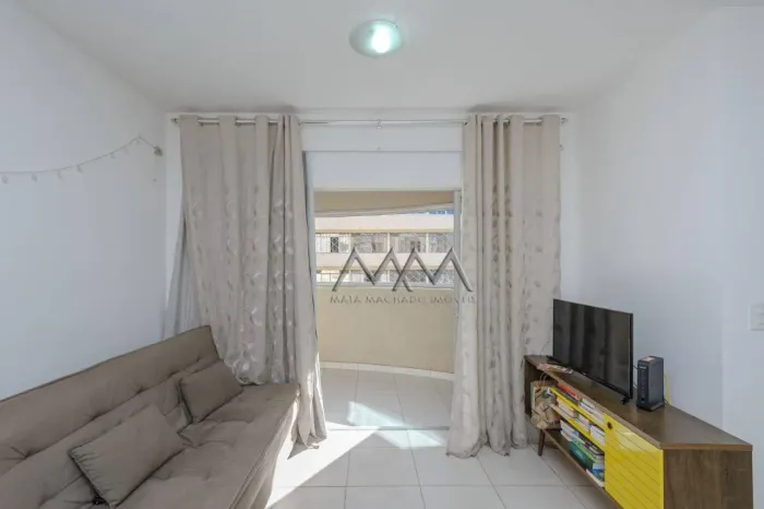 Apartamento à Venda no bairro Funcionários | 68m²- 2 quartos