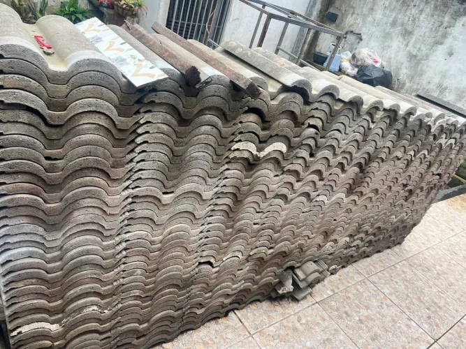 Telhas Tégula 300 un 2,00 cada