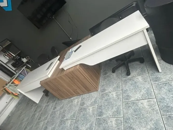 Conjunto de mesas de Escritorio