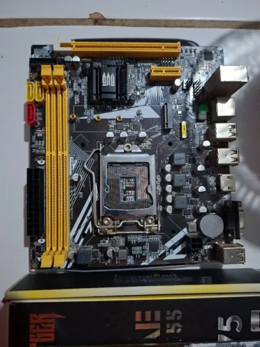 2 Placas mãe lga 1155 (defeito/avaria)