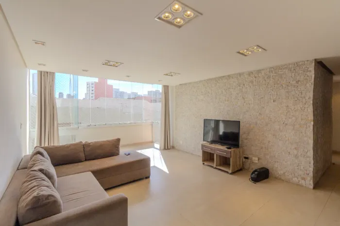 Apartamento para venda em Aclimação com 2 quartos, sendo 1 suíte, 108m²