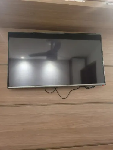 TV Samsung 32'' muito conservada, porém sem imagem