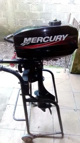 Motor de Popa Mercury 3.3 HP 2T - Japonês (Usado / Funcionando)