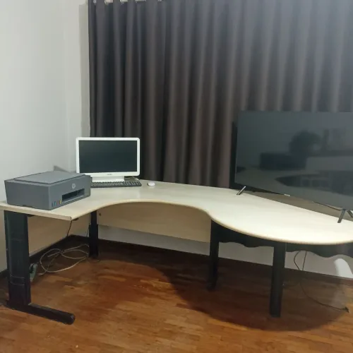 Mesa Escritório com Cadeira