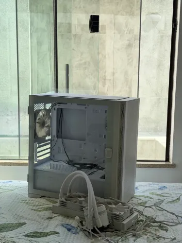 KIT PC - GABINETE + WATER COOLER + FONTE