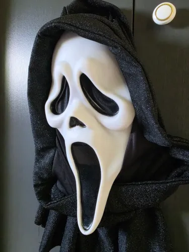 Máscara Ghost Face Fun World Original - Edição 25º Aniversário de Pânico