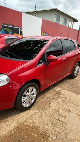 Fiat Punto Attractive 1.4 Fire Flex 8V 5P 2013