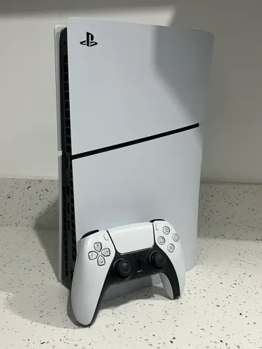 PS5 Slim + 1 Controle Original