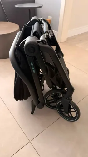 Carrinho de bebê Maxi-Cosi Leona