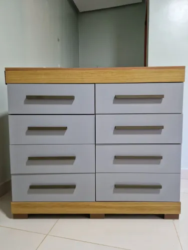 Cômoda 8 Gavetas