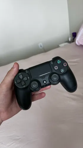Controle DualShock 4 preto original