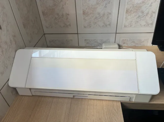 Silhouette cameo 4
