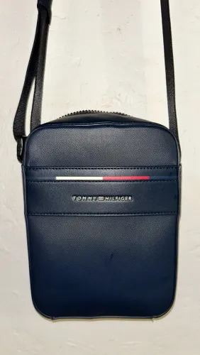 VENDE-se BAG Original Tommy Hilfiger