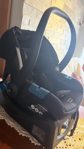 Bebê conforto burigotto