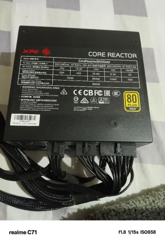 Fonte Pc Core Reactor 850W Gold. Top boa frequência funcionando perfeitamente só usar