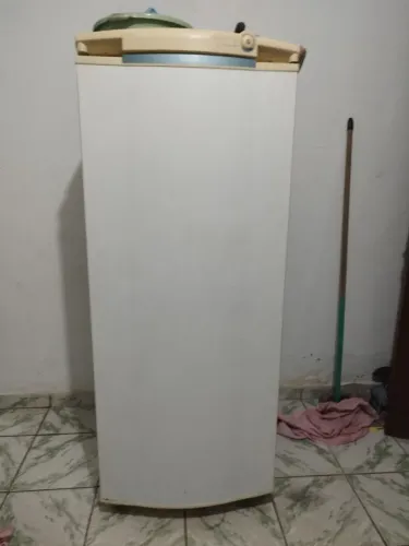 Vendo geladeira da Consul 500