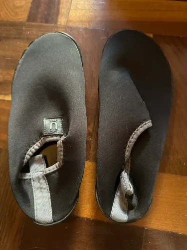 Sapatilha Neoprene 37-38 - Doação