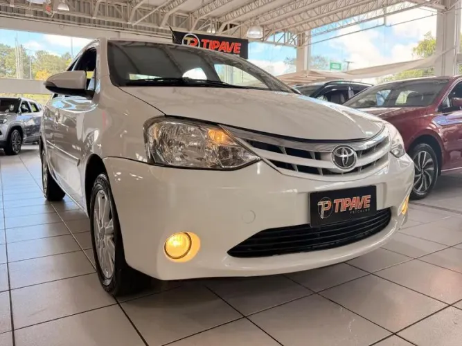 Toyota Etios XLS Sedan 1.5 Flex 16V 4P Aut. 2017