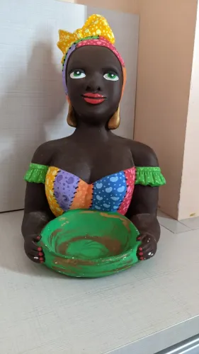 Namoradeira boneca porcelana