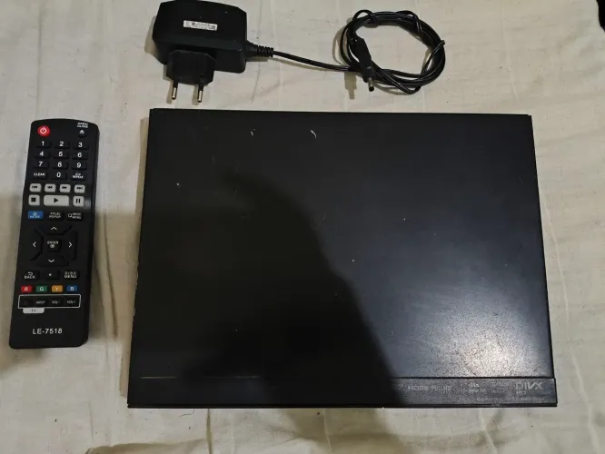Reprodutor/Player Blu-ray LG BP126