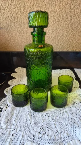 jogo licoreiro vintage verde-esmeralda (anos 70)