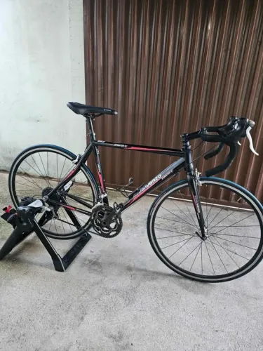 Bike + Rolo de treino interativo + Roda de Treino