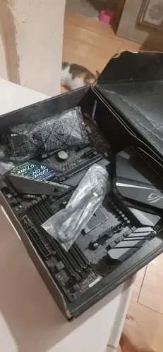 Placa mãe em boas condições