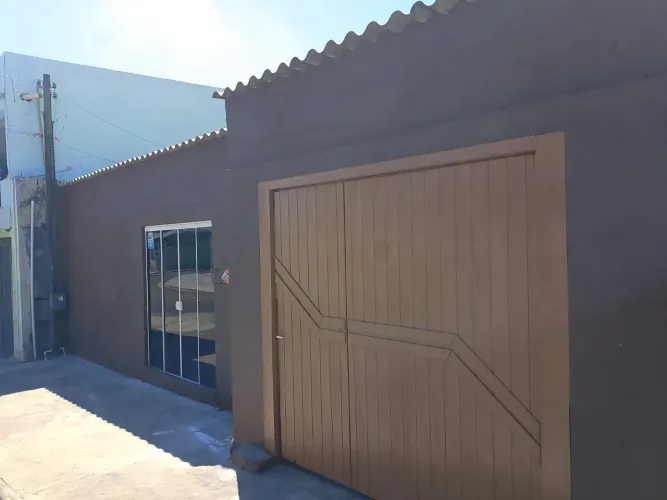 Casa à Venda