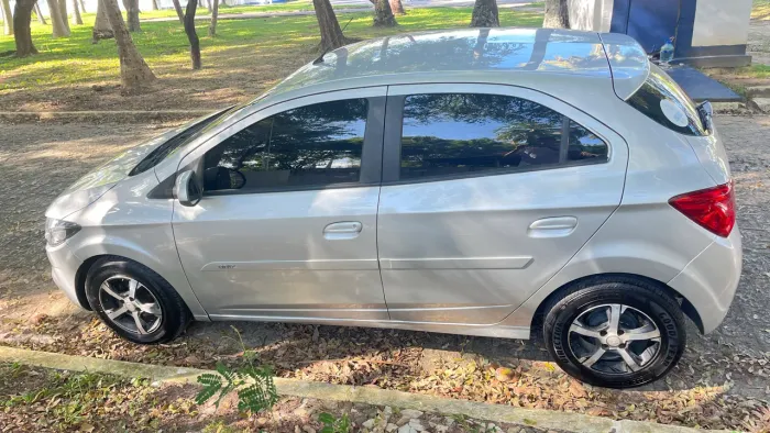 Chevrolet Onix Hatch LT 1.0 8V Flex Mec. 4P 2019