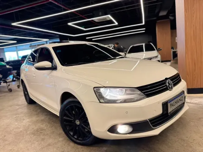 Volkswagen Jetta Highline 2.0 TSI 16V 4P Tiptronic 2013