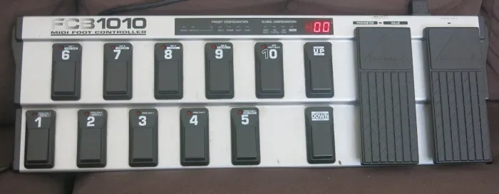 BEHRINGER FCB1010 - CONTROLADOR MIDI - CHIP UNO - OUTROS MODS A COMBINAR - FOTO REAL