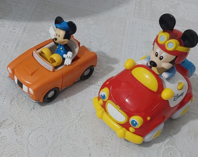 Brinquedos Mickey carros original 