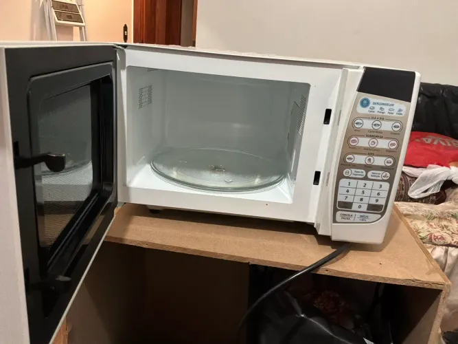 Microondas Electrolux 20 litros